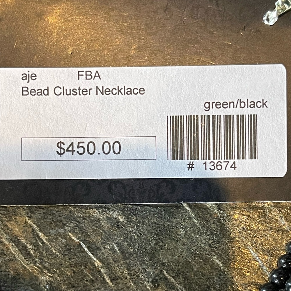 Handmade Kim Lou e Green Cluster Necklace - Picture 13 of 13